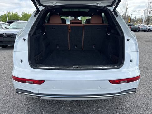 Used 2021 Audi Q5 Prestige w/ Prestige Package AWD/4WD image 4