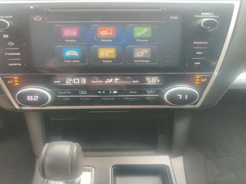 Used 2018 Subaru Outback 2.5i Premium AWD/4WD image 10