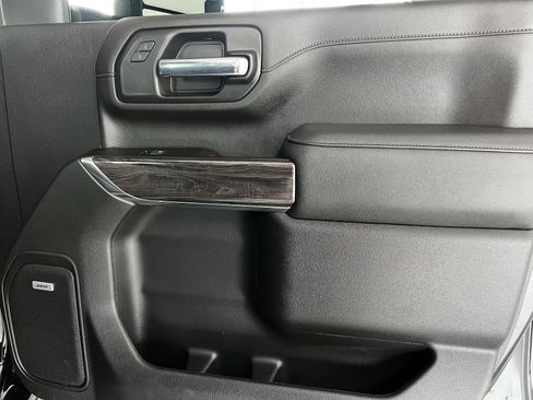 Used 2023 Chevrolet Silverado 2500 LTZ AWD/4WD image 34