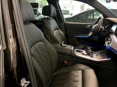 Used 2023 BMW X5 sDrive40i w/ Luxury Seating Package image 7