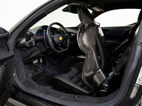 Certified 2022 Ferrari SF90 Stradale AWD/4WD image 6