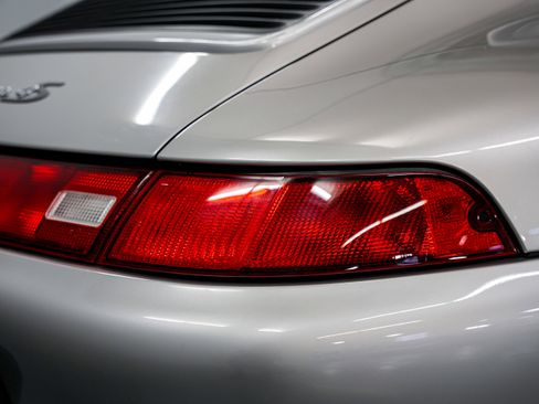 Used 1997 Porsche 911 Carrera 4S AWD/4WD image 38