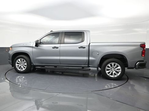 Used 2024 Chevrolet Silverado 1500 Custom RWD image 2