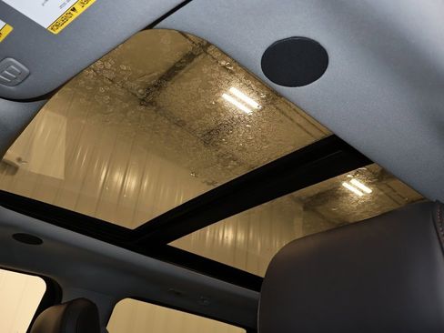 New 2025 Ford F350 Lariat w/ Lariat Ultimate Package image 28