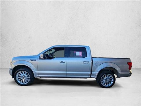 Used 2018 Ford F150 Limited w/ Trailer Tow Package image 8