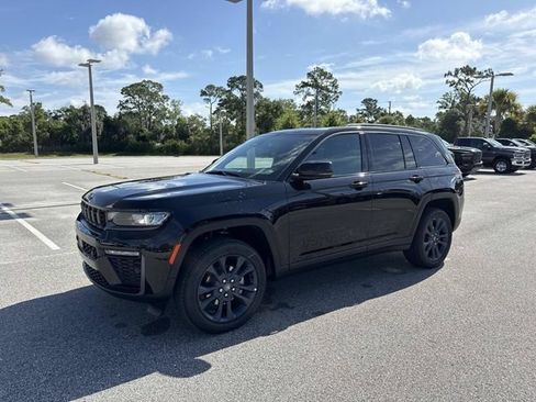 New 2026 Jeep Grand Cherokee Limited AWD/4WD image 7