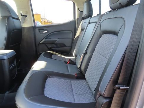 Used 2021 Chevrolet Colorado Z71 w/ Safety Package image 40