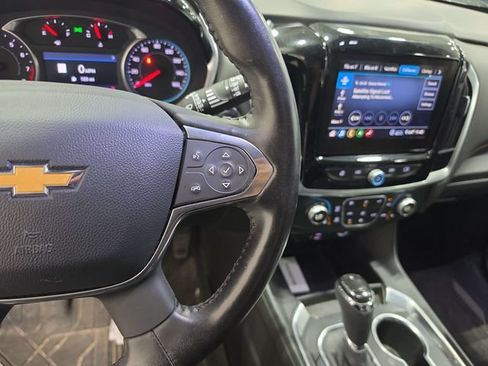 Used 2020 Chevrolet Traverse LT w/ LT Premium Package AWD/4WD image 12