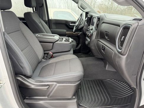 Used 2019 Chevrolet Silverado 1500 LT w/ Texas Edition image 5