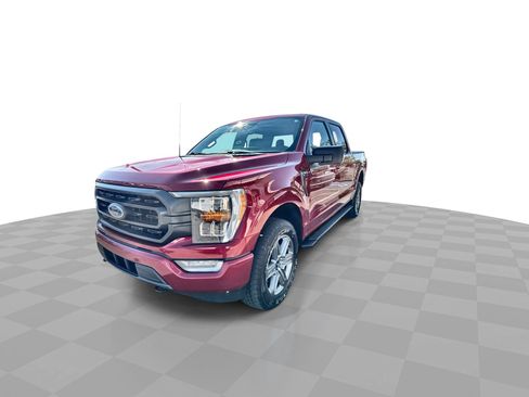 Used 2022 Ford F150 XLT w/ Equipment Group 302A High image 4