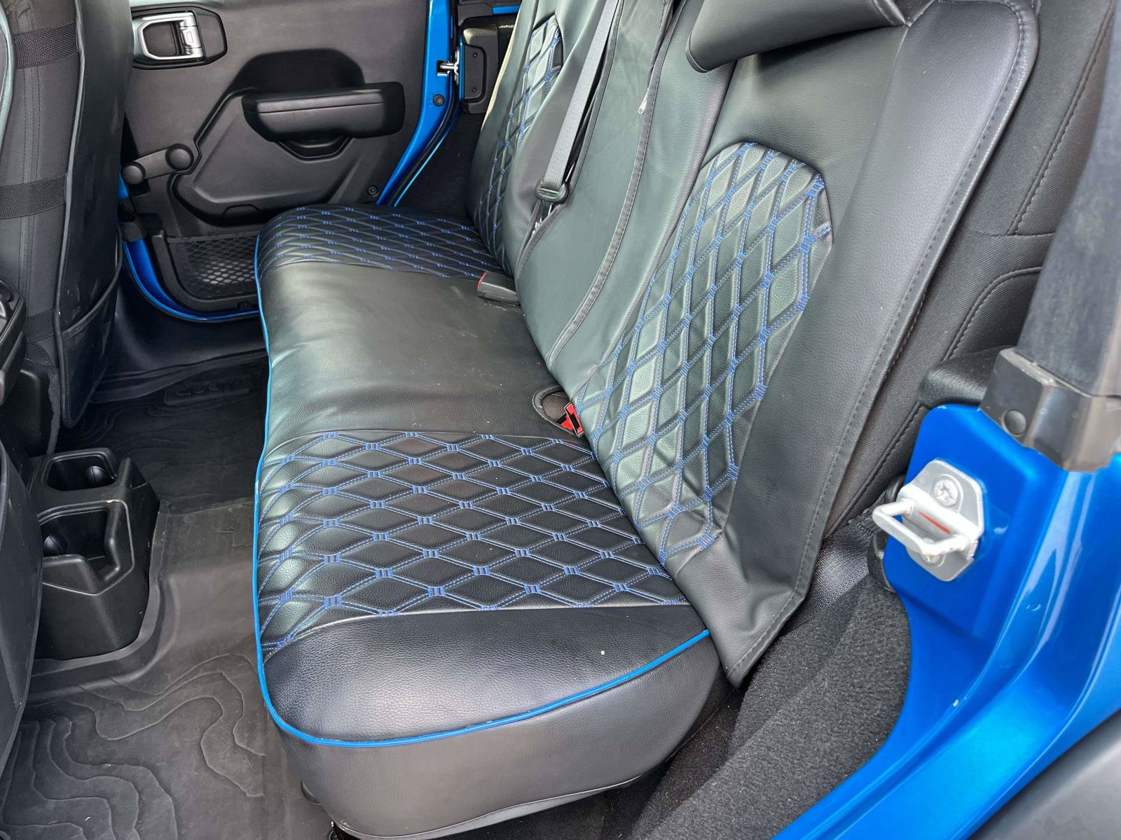 Used 2022 Jeep Wrangler Unlimited Sport AWD/4WD image 19