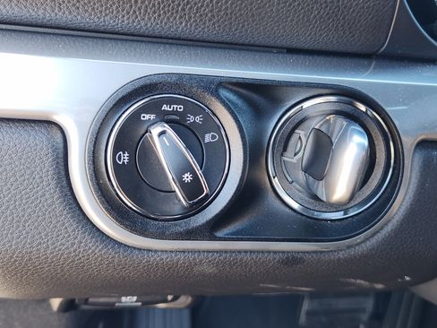 Used 2024 Porsche 718 Boxster image 25