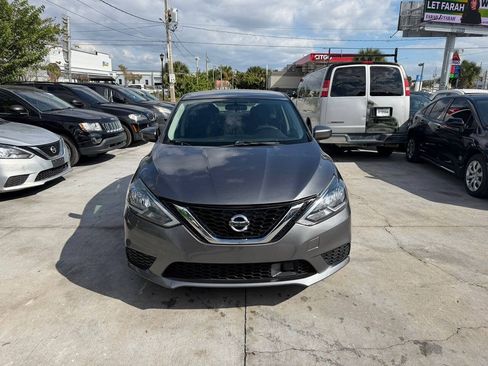 Used 2019 Nissan Sentra S FWD image 1