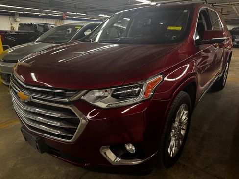 Used 2019 Chevrolet Traverse High Country w/ LPO, Floor Liner Package AWD/4WD image 2