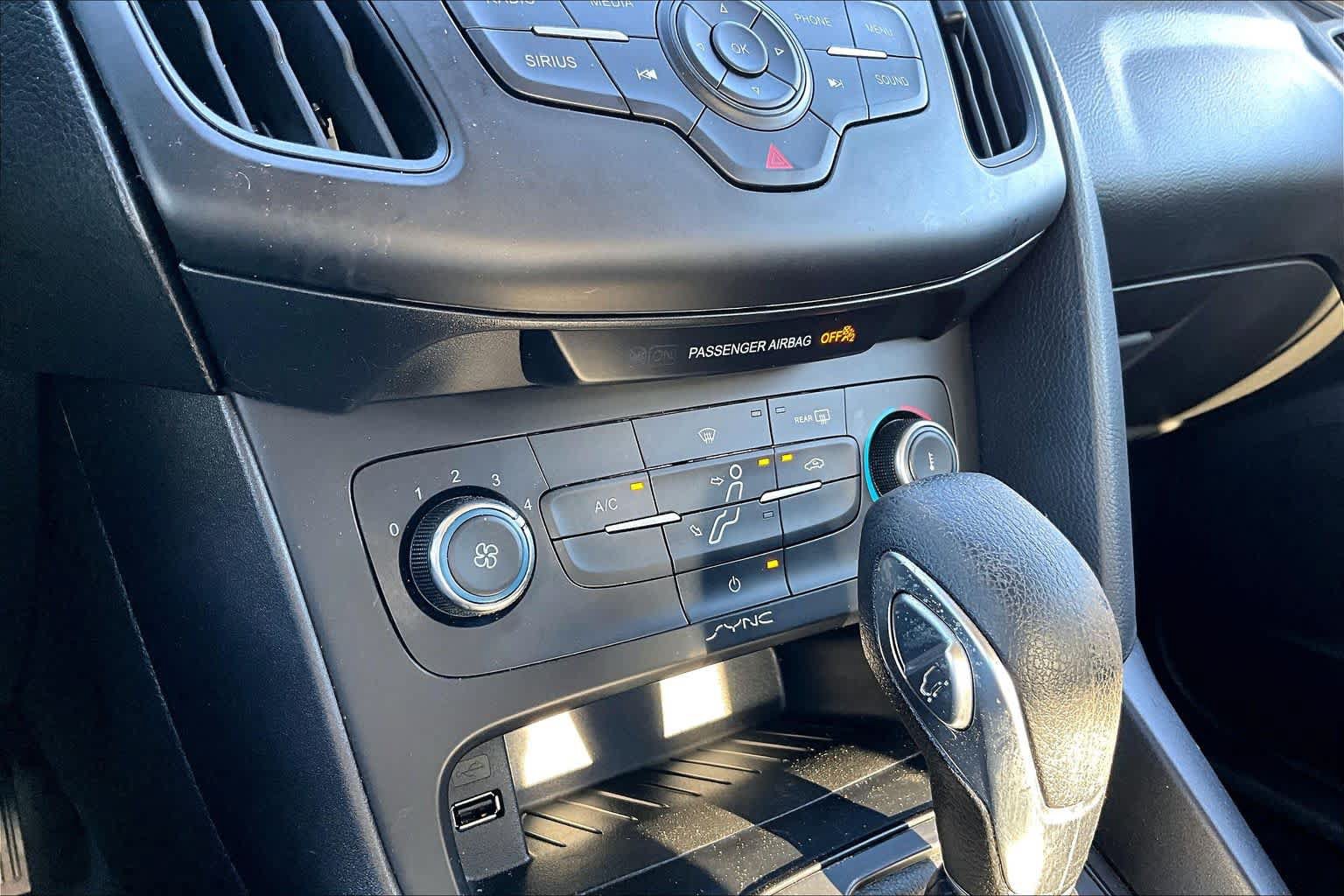 Used 2018 Ford Focus SE w/ Interior Protection Package FWD image 34