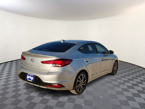 Used 2019 Hyundai Elantra Limited w/ Ultimate Package 02 image 4