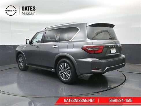 Used 2024 Nissan Armada SL image 8