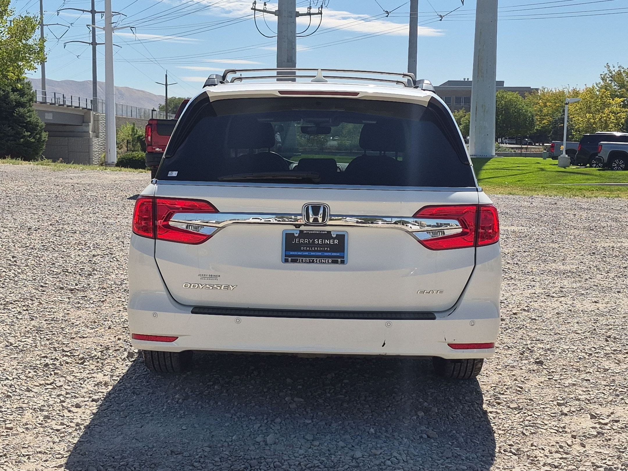 Used 2019 Honda Odyssey Elite image 4