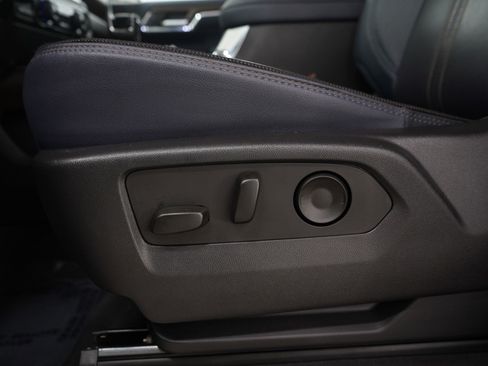 Used 2024 Chevrolet Silverado 1500 High Country image 24