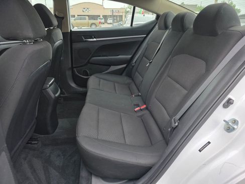 Used 2019 Hyundai Elantra SEL FWD image 10