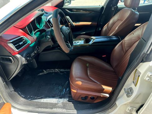 Used 2016 Maserati Ghibli S image 26