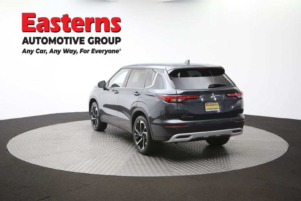 Used 2024 Mitsubishi Outlander SE AWD/4WD image 36