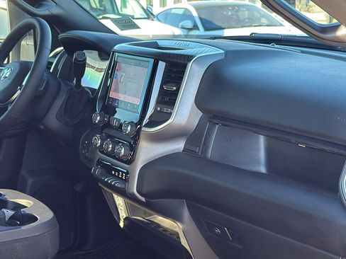 Used 2025 RAM 2500 Lone Star image 30