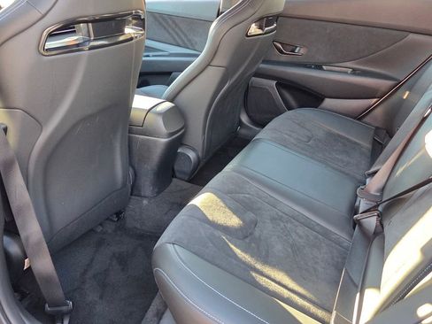 Used 2022 Hyundai Elantra N w/ Preferred Accessory Package image 12