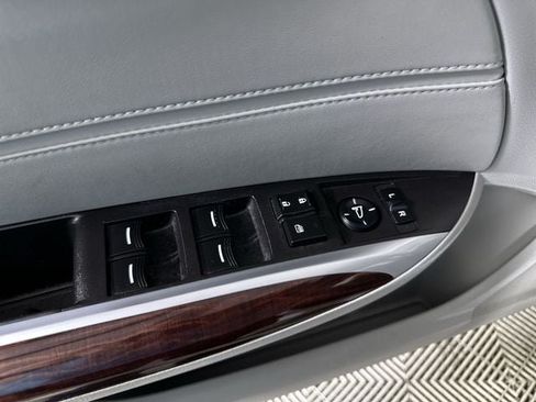 Used 2015 Acura TLX w/ Technology Package FWD image 24