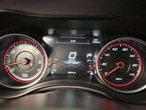 Used 2022 Dodge Charger SXT RWD image 21