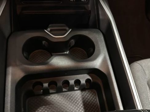 Used 2022 RAM 1500 Big Horn AWD/4WD image 17