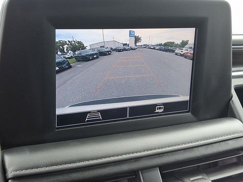 Used 2022 Chevrolet Tahoe LS AWD/4WD image 19