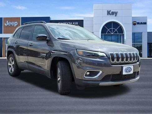 Used 2022 Jeep Cherokee Limited AWD/4WD image 7