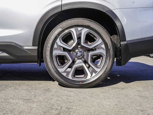 Used 2024 Subaru Ascent Touring image 8