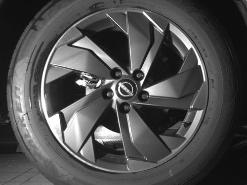 Used 2025 Nissan Rogue SV image 15