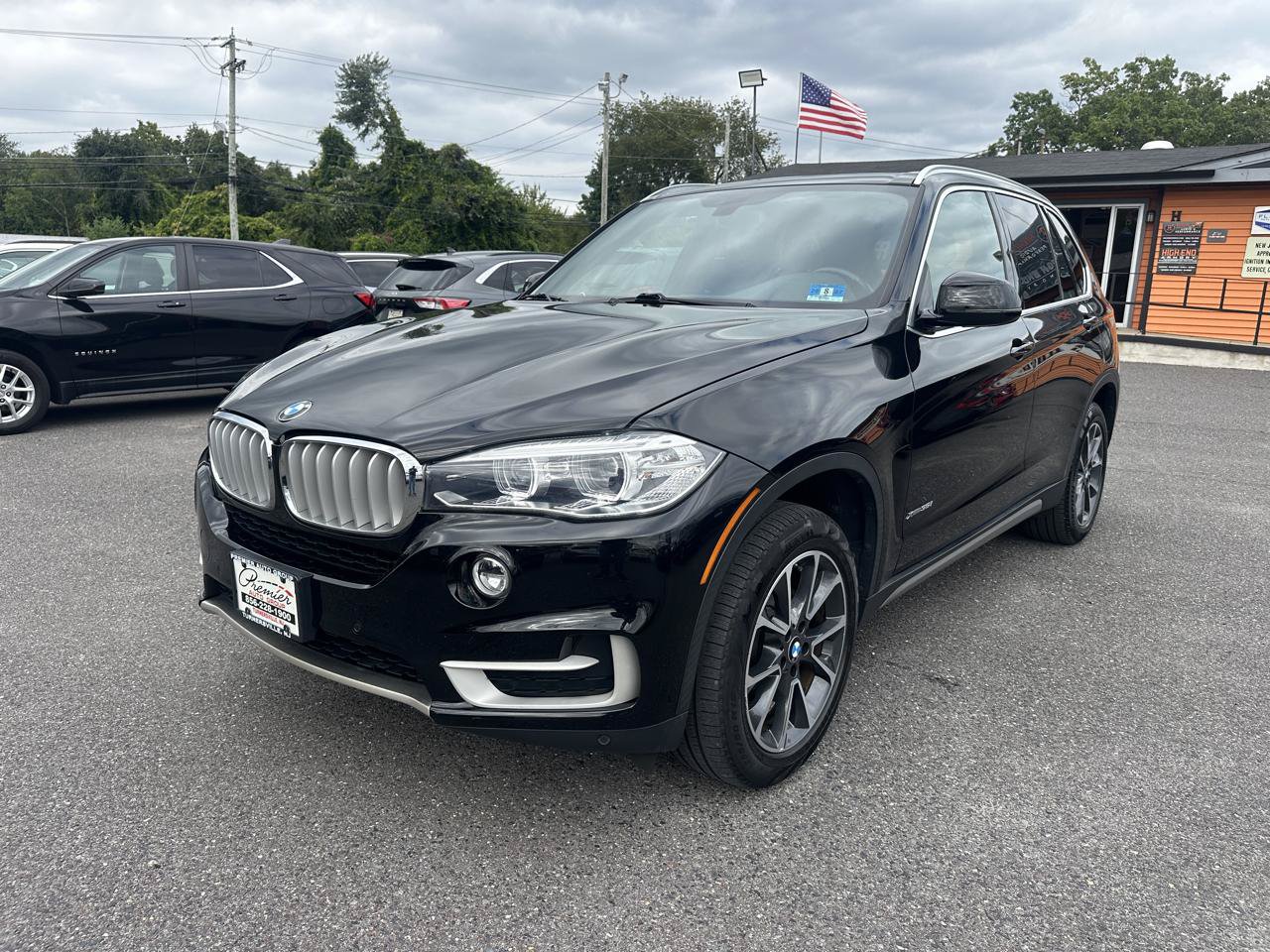 Used 2018 BMW X5 xDrive35i w/ M Sport Package AWD/4WD image 1