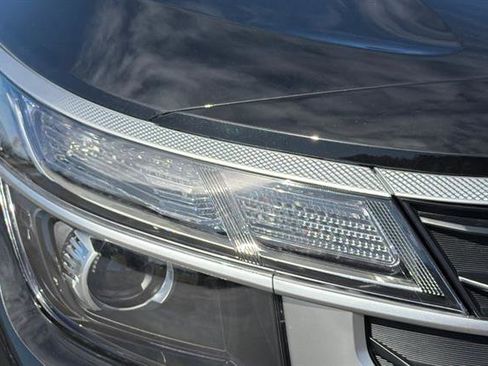 New 2026 Kia Seltos LX FWD image 44
