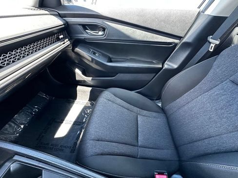 Used 2023 Honda Accord EX image 25