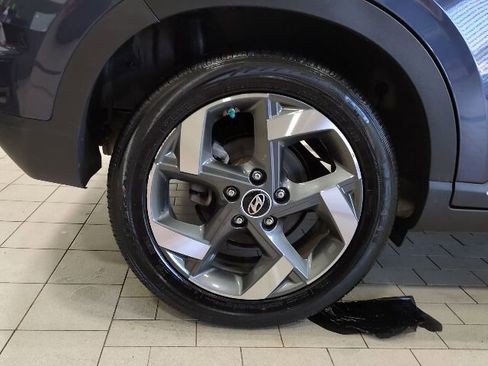 Used 2023 Hyundai Venue Limited w/ Cargo Package FWD image 20