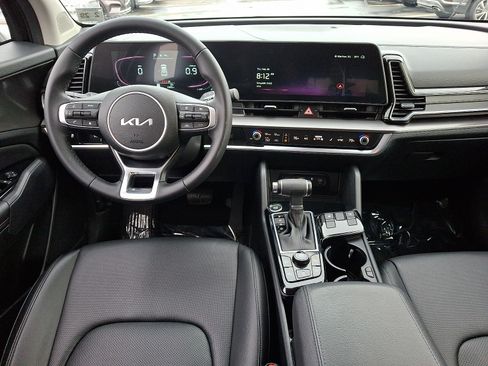Used 2024 Kia Sportage EX image 15