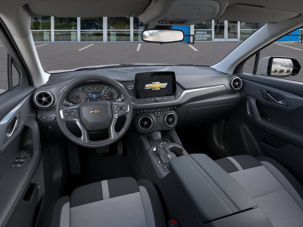 New 2026 Chevrolet Blazer LT w/ Convenience Package FWD image 17