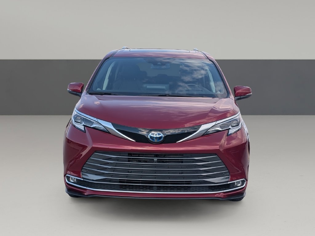 Used 2021 Toyota Sienna Platinum w/ Protection Package (TMS) AWD/4WD image 5