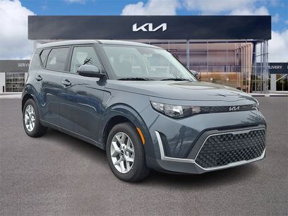 New 2025 Kia Soul LX w/ LX Technology Package