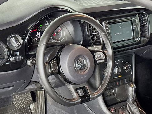 Used 2018 Volkswagen Beetle 2.0T S image 13
