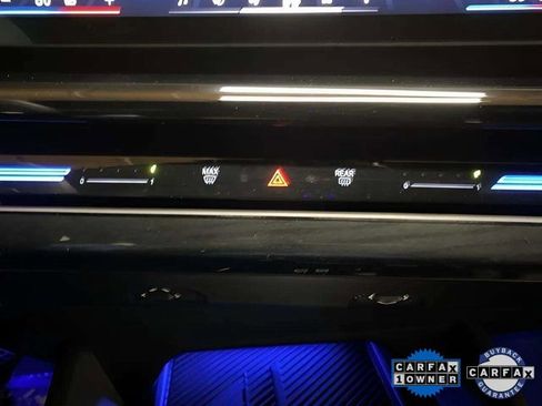 Used 2025 BMW 530i xDrive image 54