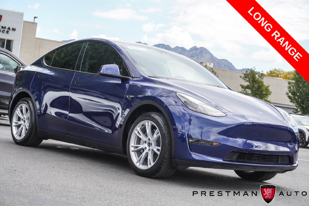Used 2023 Tesla Model Y Long Range AWD/4WD image 1