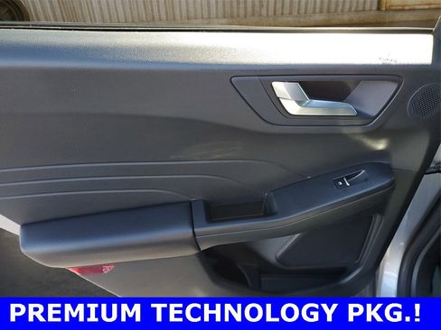 Certified 2023 Ford Escape ST-Line Elite w/ Premium Technology Package image 9