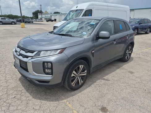 Used 2025 Mitsubishi Outlander Sport ES AWD/4WD image 2