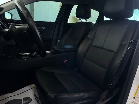 Used 2018 Chevrolet Impala LT image 12