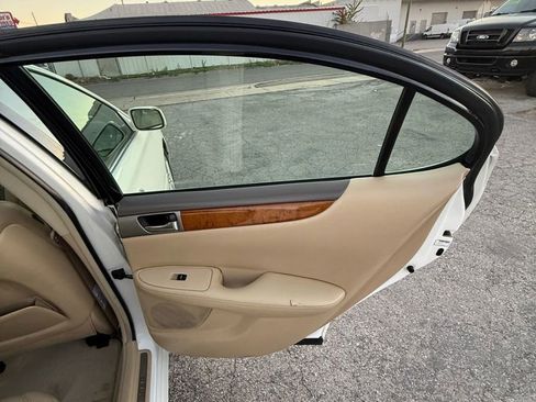 Used 2005 Lexus ES 330 image 18